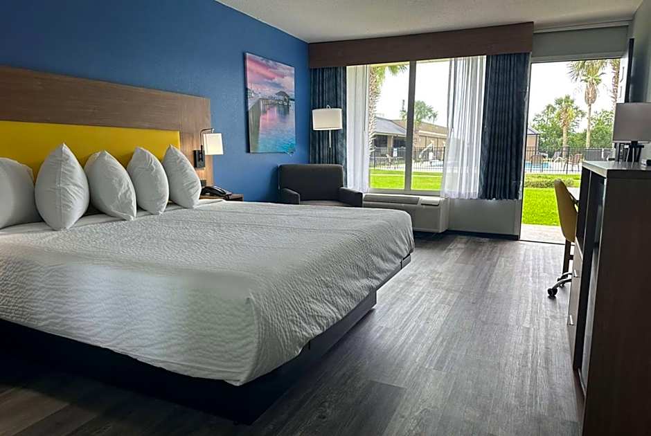 Photo 1 sur 9 de 1 King Bed, Smoking