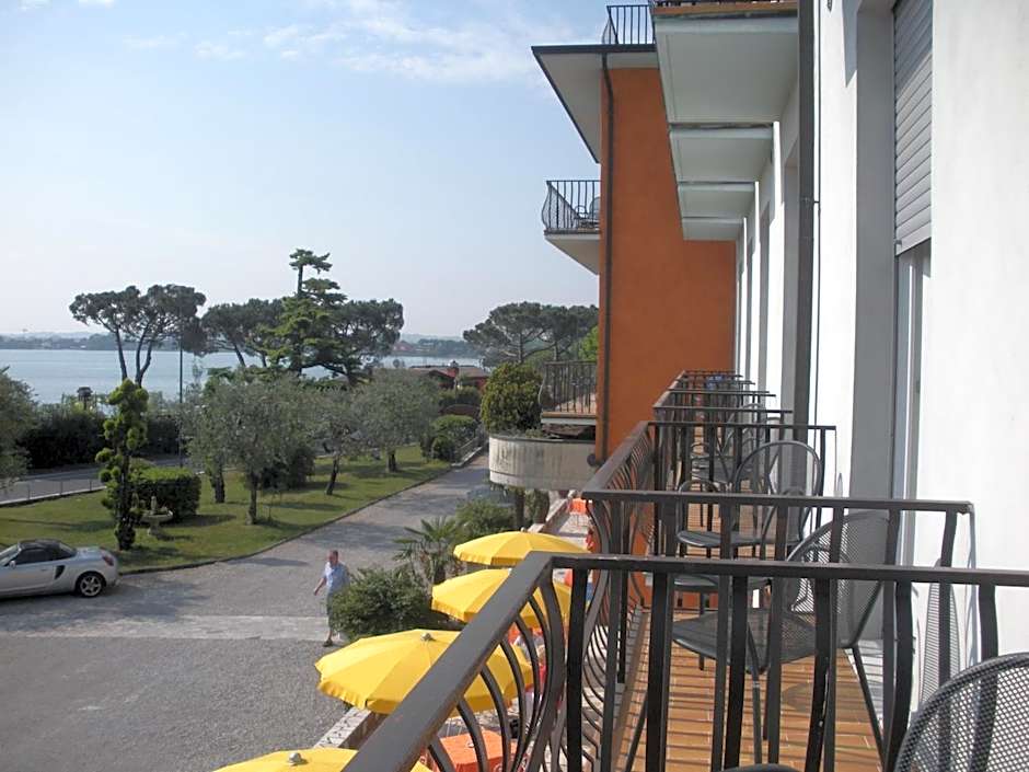 Hotel Mirabello