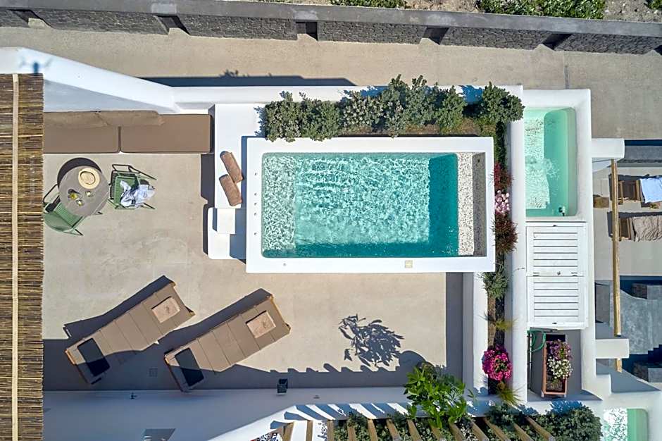 Alleys All-Suite Hotel & Spa