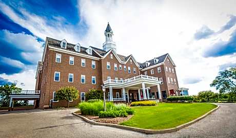 The Delafield Hotel