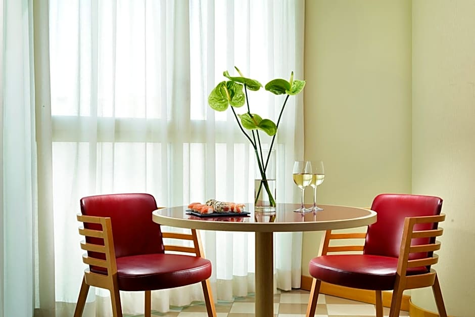 UNAHOTELS The ONE Milano Hotel & Residence