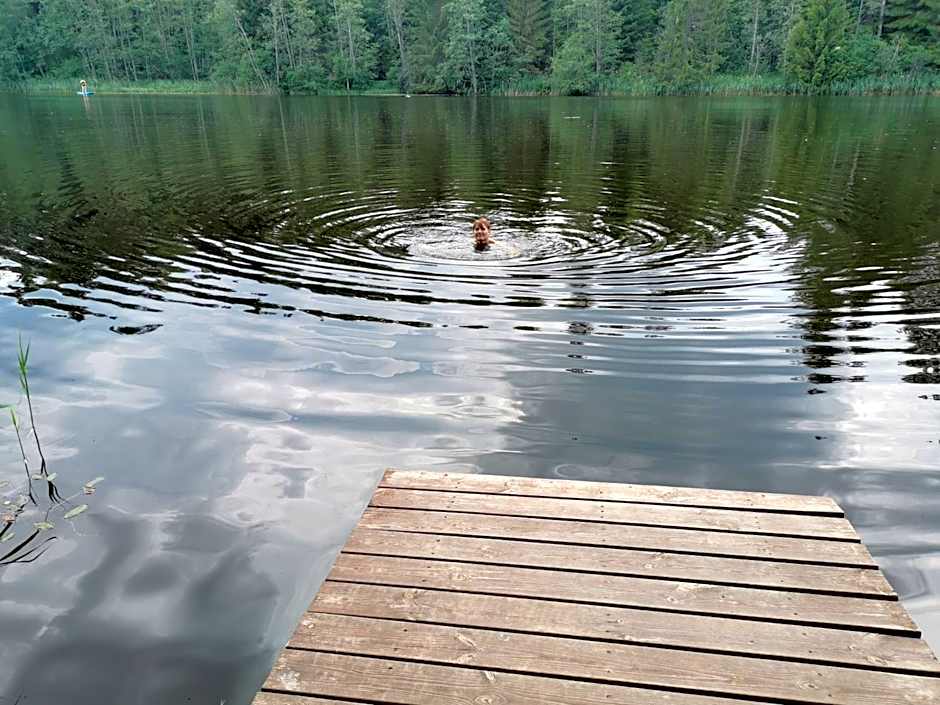 Ainja Puhkemaja