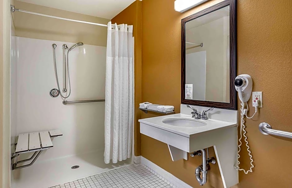 Extended Stay America Suites - Boston - Braintree