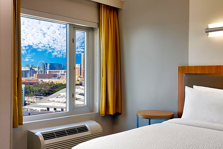 SpringHill Suites by Marriott Las Vegas Convention Center