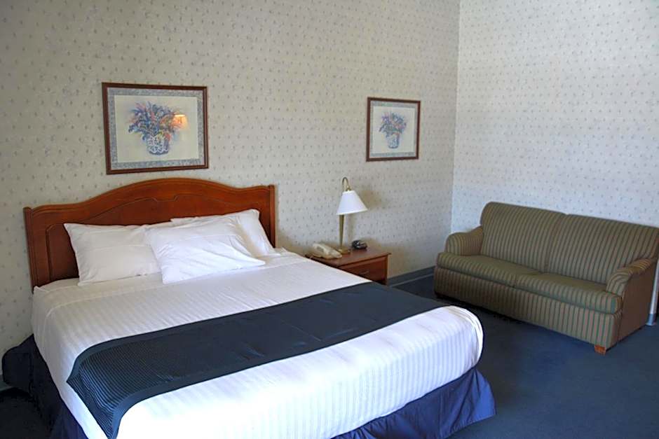 Travelodge by Wyndham Milwaukee