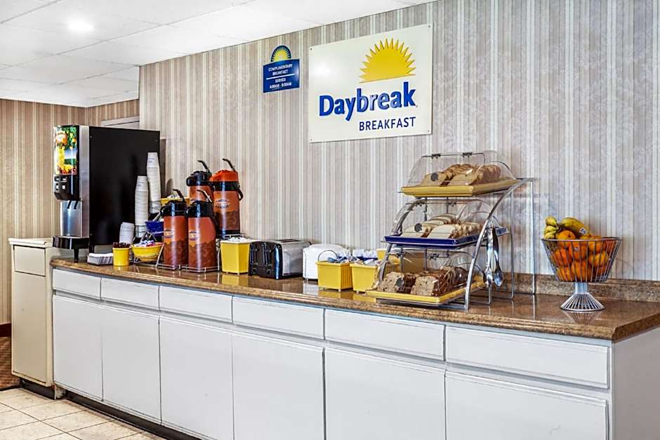 Days Inn by Wyndham Scranton PA