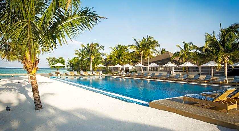 ROBINSON NOONU - All Inclusive                                                            