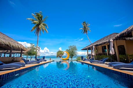 Absolute Beachfront Resort