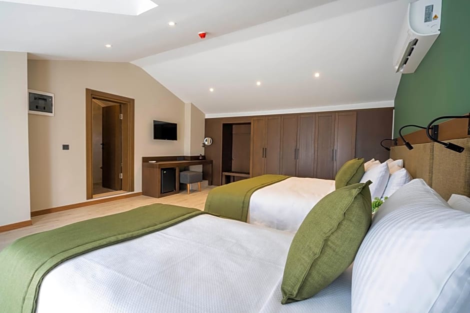 WEST HOUSE EXCLUSIVE HOTEL