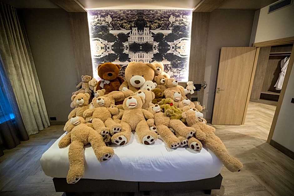 CONTI HOTEL VILNIUS, Conference Centre, Restaurant & Bar