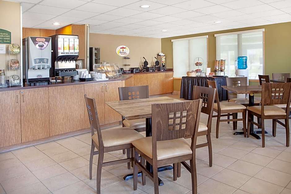 Super 8 by Wyndham Midland