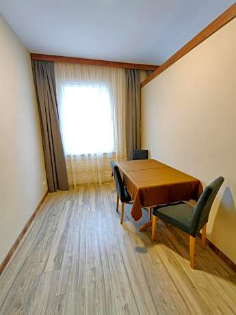 Comfort Triple Room with Shower
