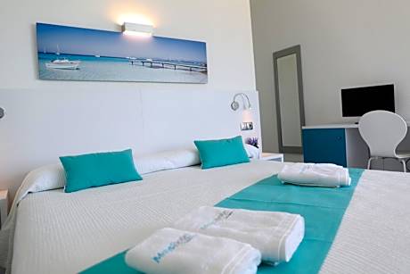 Triple Room with Terrace