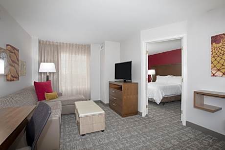 One-Bedroom King Suite