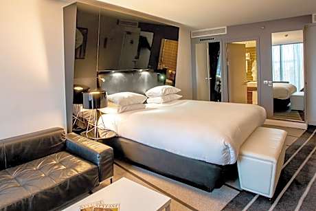 Junior King Suite - Club Floor