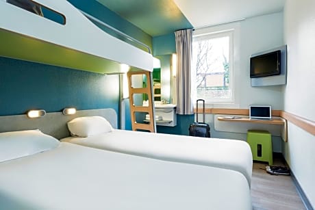 Triple Room with One Double Bed and One Bunk Bed