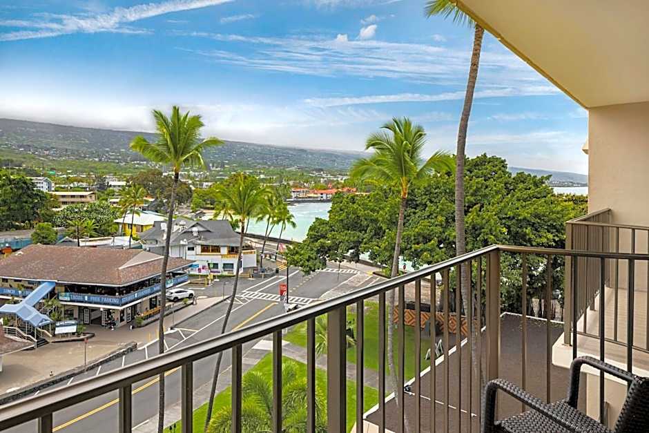 Courtyard by Marriott King Kamehameha's Kona Beach Hotel