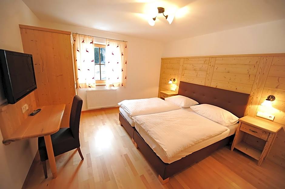 Apartments Restaurant Rusctlea