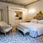 Ca' Bonfadini Historic Experience
