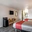 Motel 6-Portsmouth, VA