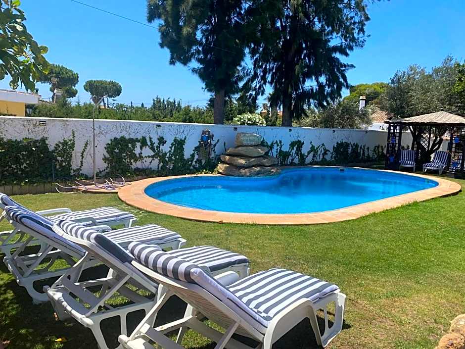 Gran Casa con Piscina Privada by Chiclana Dreams