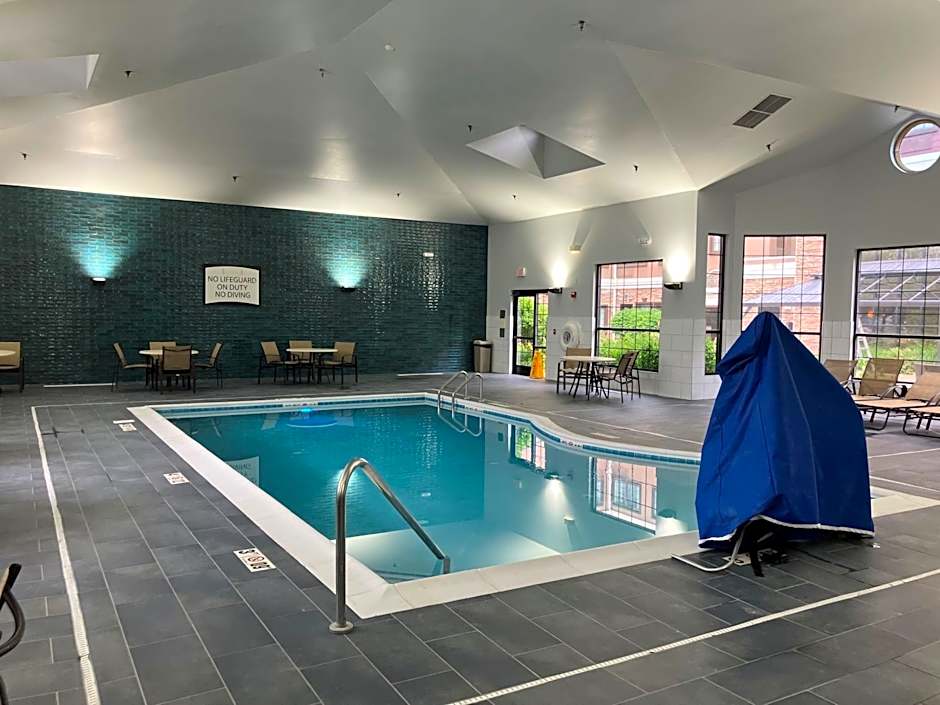 Staybridge Suites Toledo/Maumee By IHG