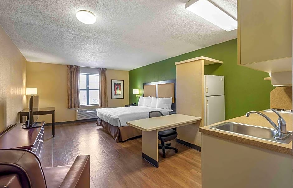 Extended Stay America Select Suites - Chicago - Downers Grove