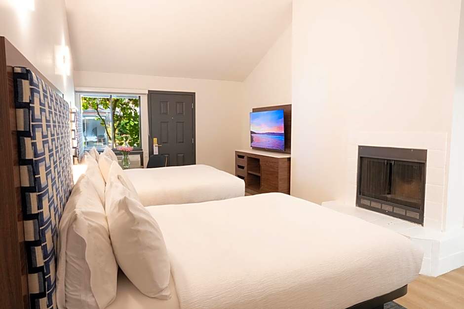 Sunshine Lodge Inn