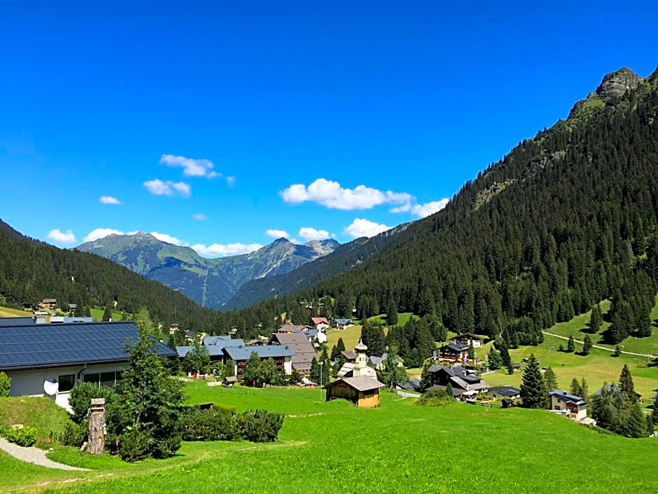 Hotel Bradabella - Montafon