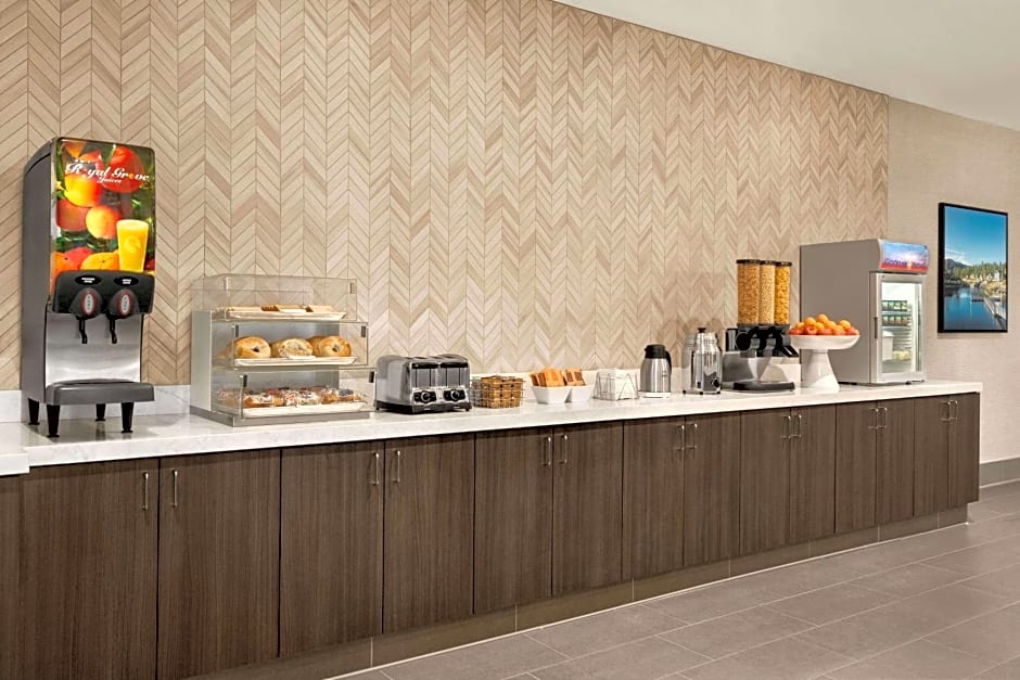 La Quinta Inn & Suites by Wyndham San Bernardino