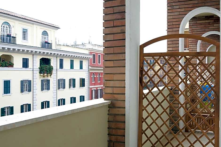 Un Attimo A Roma B&B