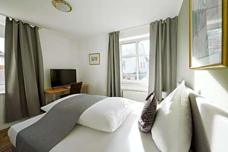 Superior Double Room with Bath