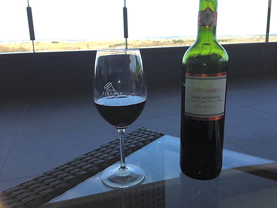 Hotel Bodegas Traslascuestas - GRUPO PIÉROLA