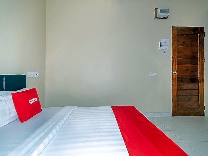 OYO 89932 DD Homestay
