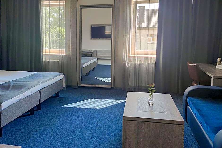 Brut Wine Hotel