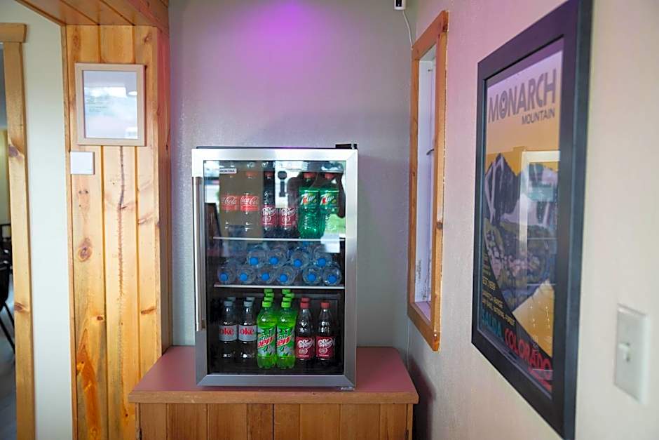 Salida Inn & Monarch Suites