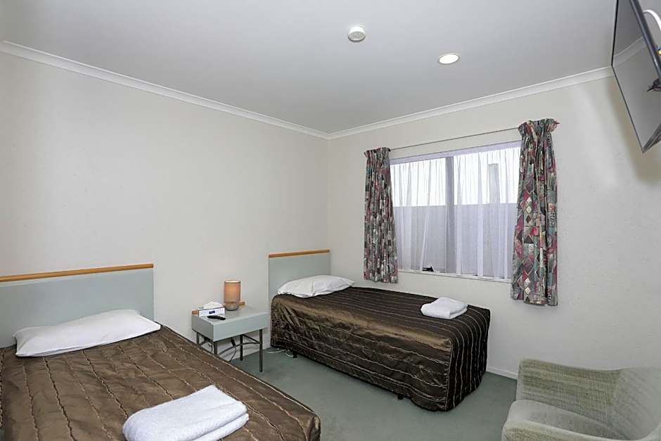 Pavilion Motel & Conference Centre