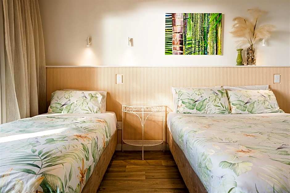 Driftwood Lodge Beachfront, Cable Bay Stays, Cable Bay, Northland