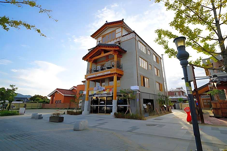 Jeonju Hwangsil Gwangwang Hotel