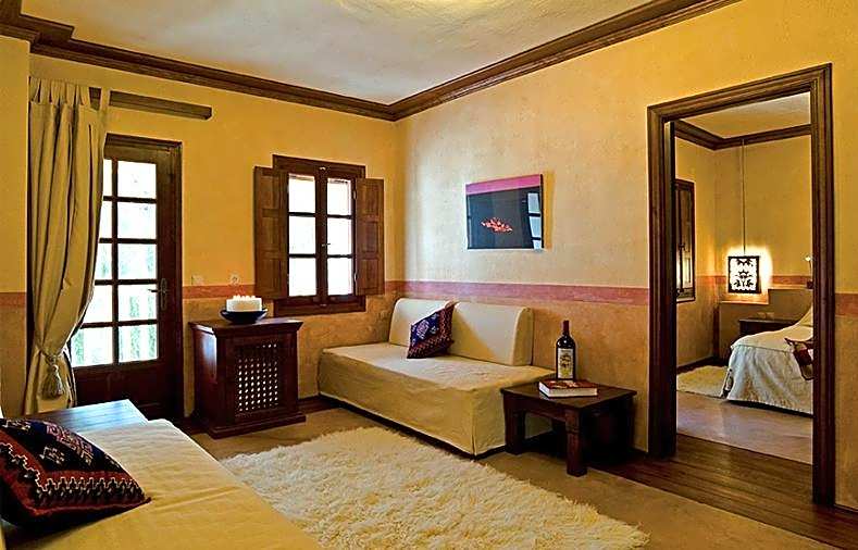 Katogi Averoff Hotel & Winery