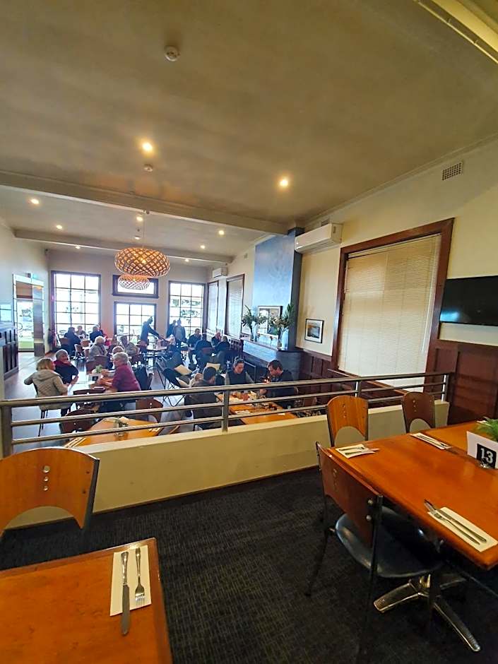 Pier Hotel Port Lincoln