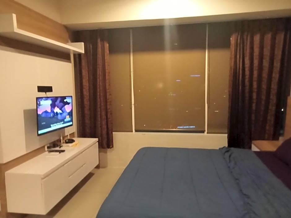 Apartemen Grand Kamala Lagoon Bekasi By Cicie Room