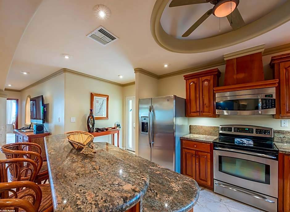 Belizean Cove Estates