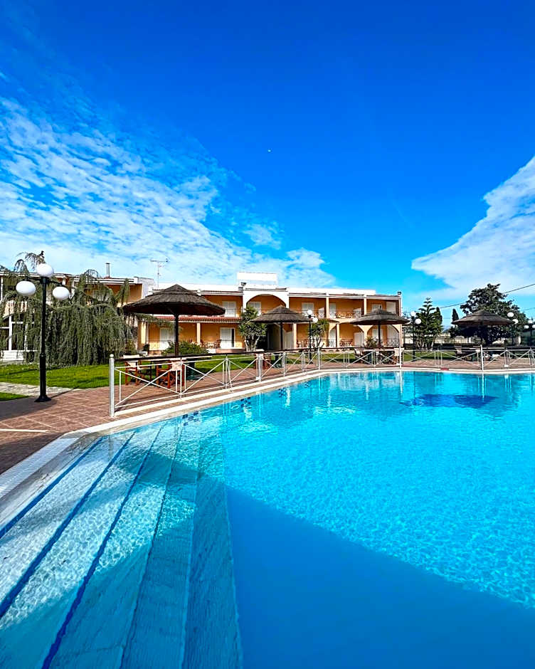 Hotel Kalamitsi Apartments