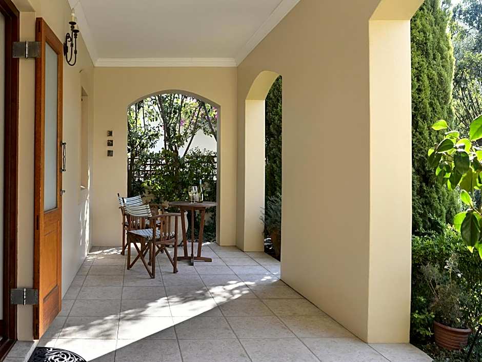 Petit Plaisir Cottage