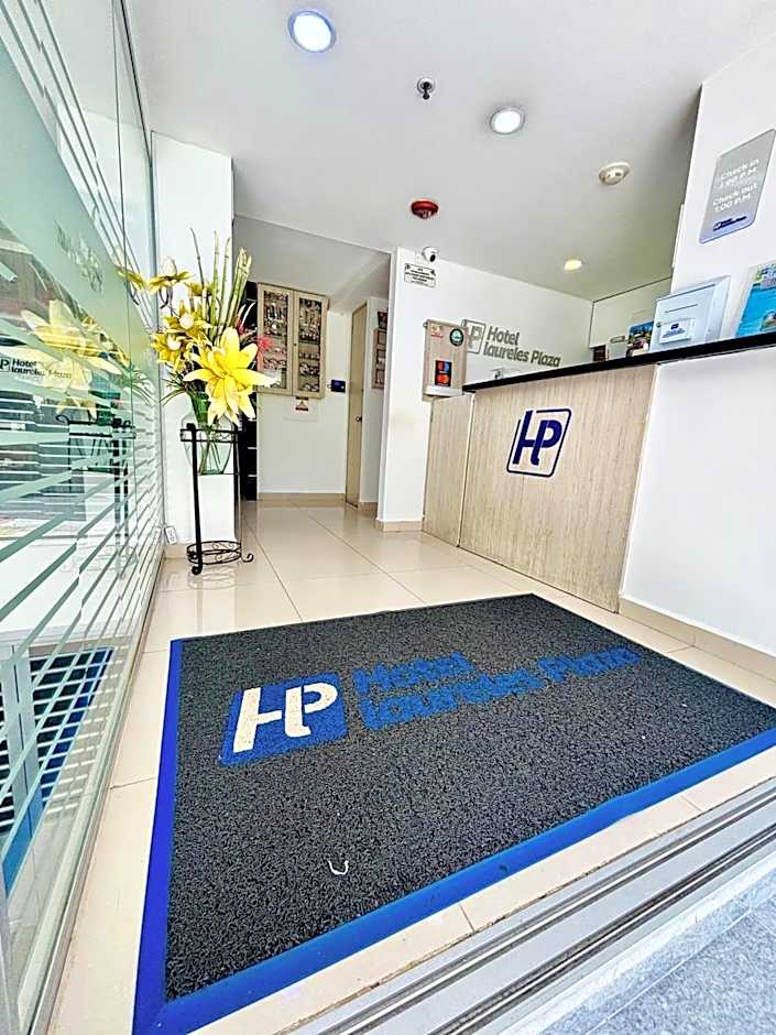 Hotel Laureles Plaza