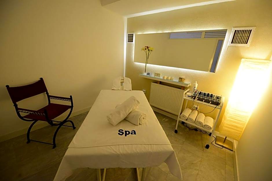 Herakles Thermal Hotel