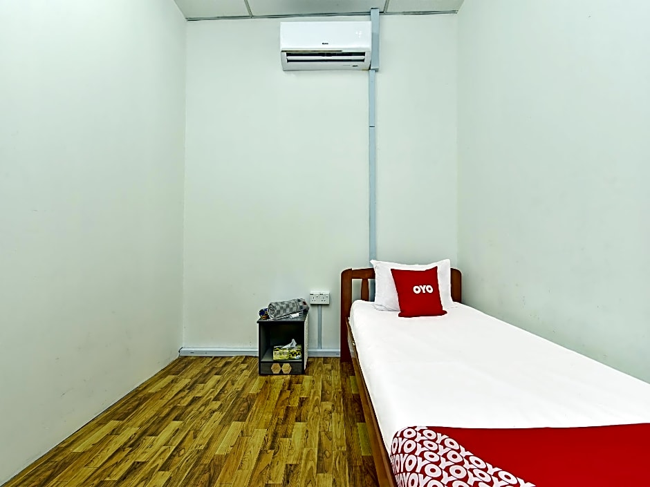 SPOT ON 90181 Cz Classic Hotel