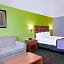 Days Inn & Suites by Wyndham Arcata