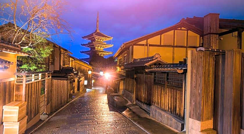 Sotetsu Fresa Inn Kyoto-Shijokarasuma